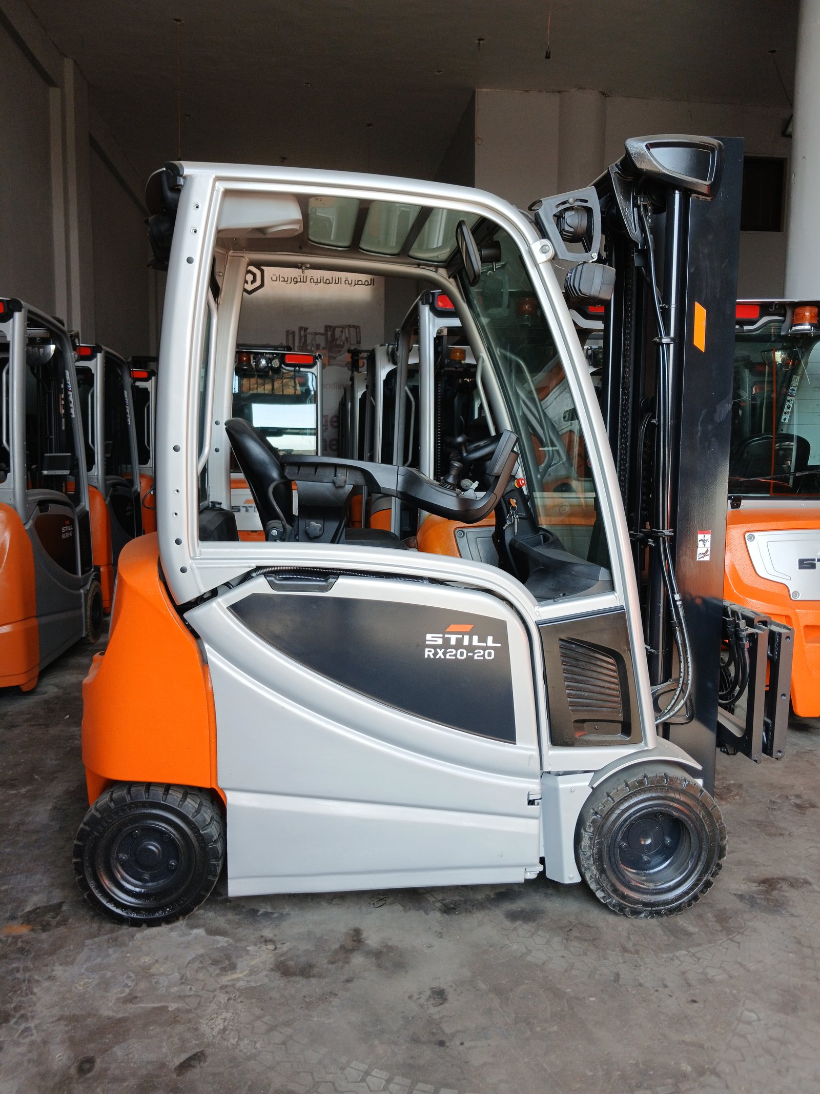 فوركليفت كهرباء الماني STILL RX20-20 حمولة 2 طن