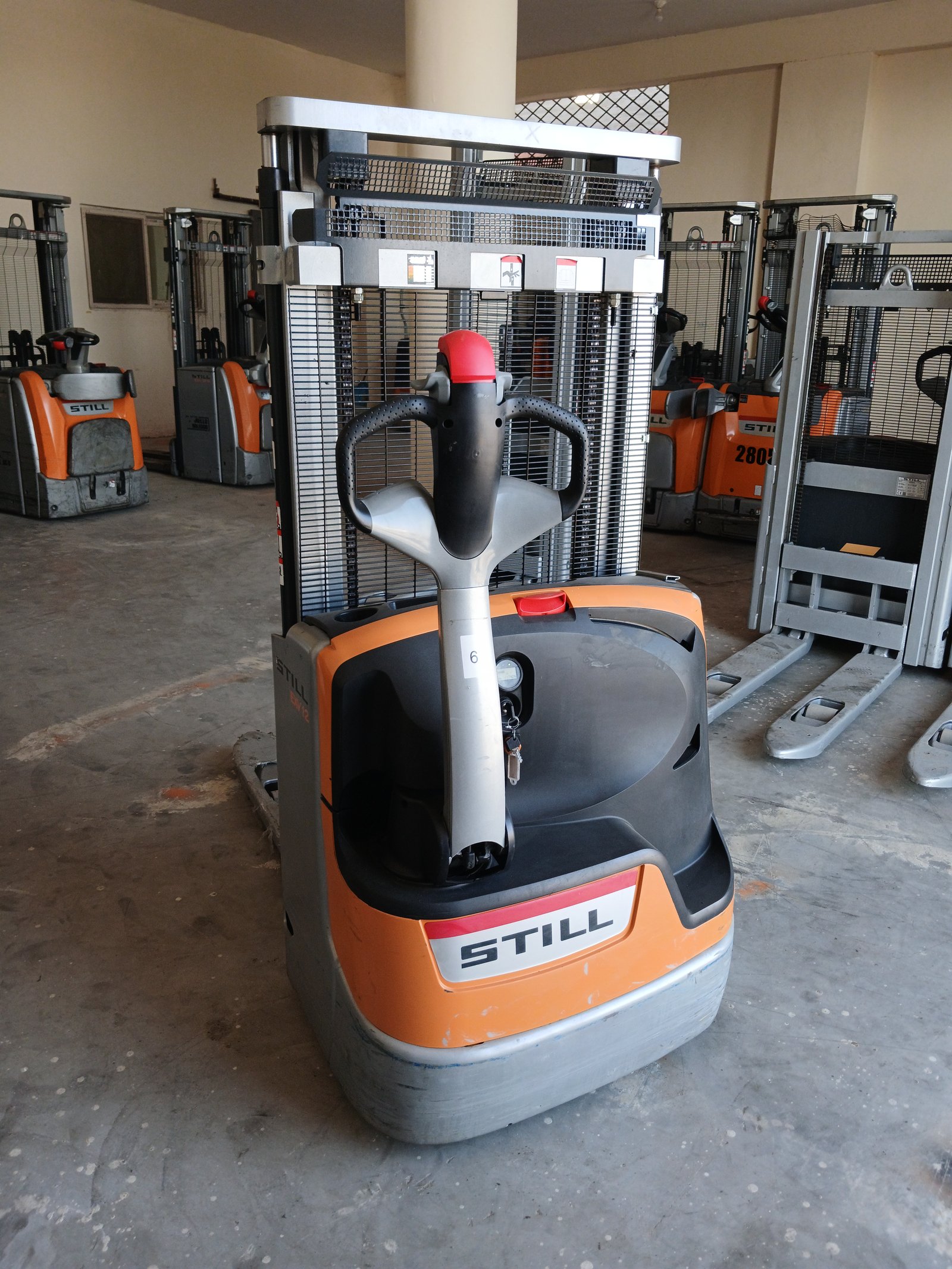 ستاكر كهرباء الماني STILL EXV12 حمولة 1,2 طن